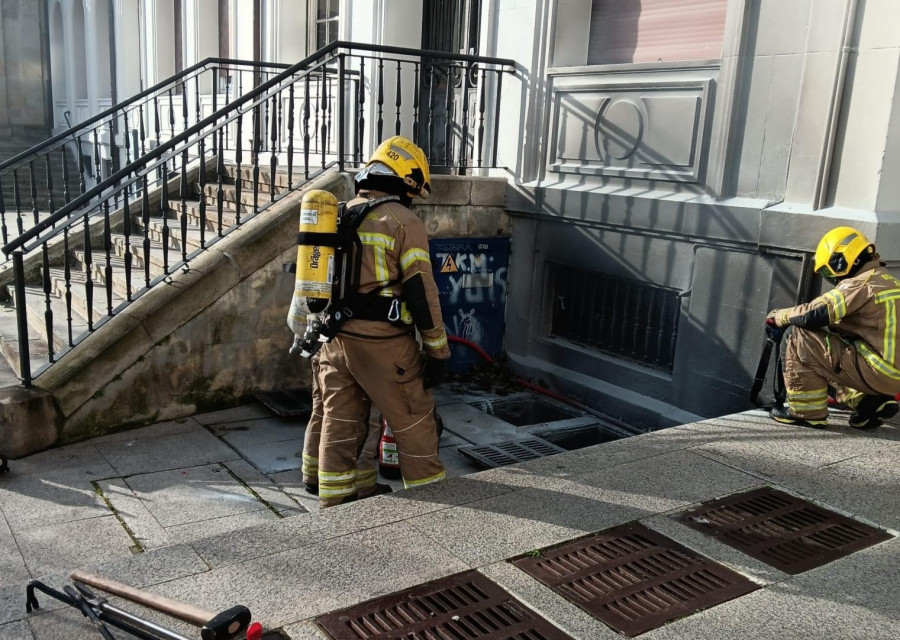 Vecinos denuncian que no reciben la lectura de la luz desde el incendio en Armas