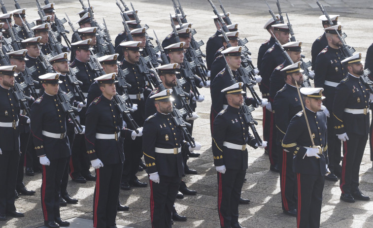 Imágenes del la Parada militar por el 488 aniversario de Infantería de Marina en el Cuartel de Dolores de Ferrol