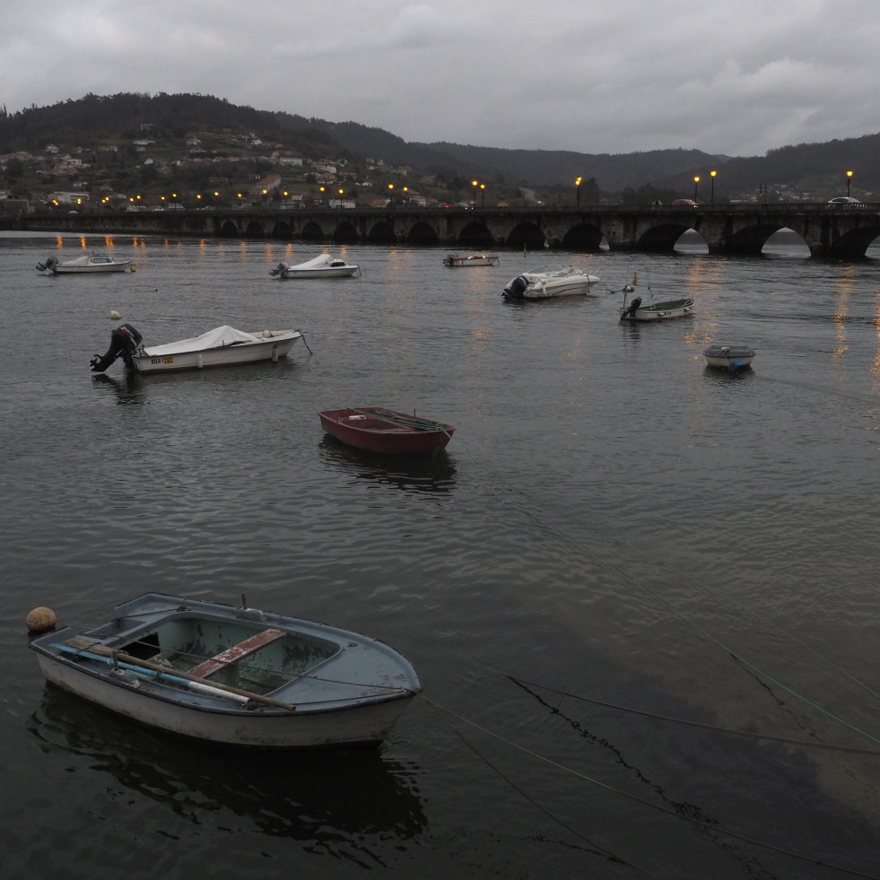 Eliminado un punto de vertido de aguas fecales en el municipio de Pontedeume