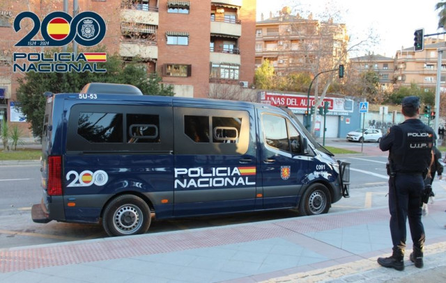 PolicaNacionalGranada