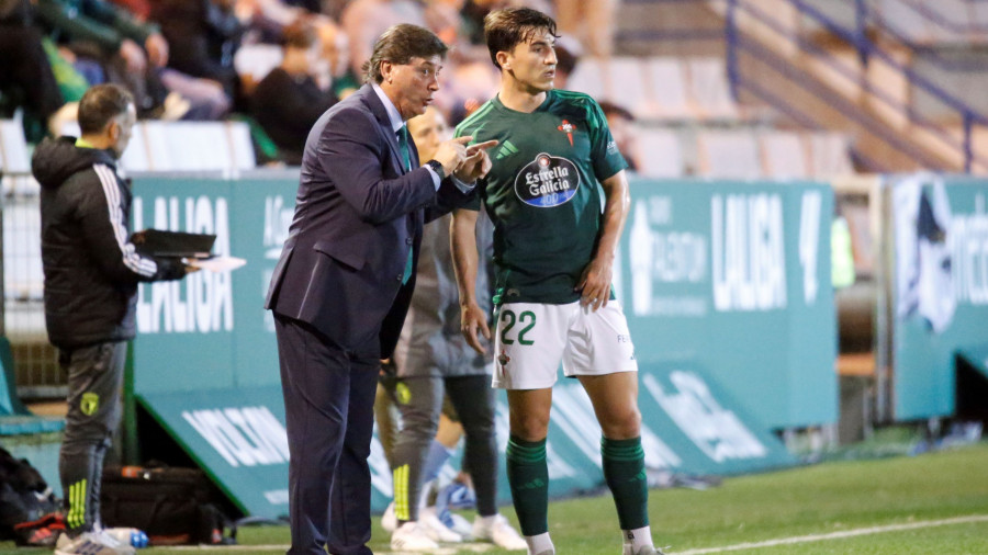 Alejandro Menéndez, entrenador del Racing de Ferrol: “La situación es crítica, pero no vamos bajar la bandera”