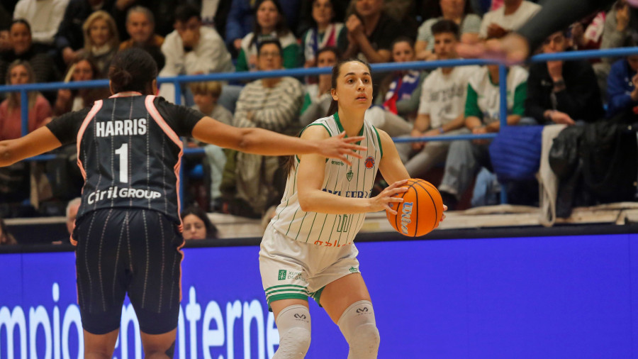 Blanca Millán, del Baxi Ferrol: "Es difícil no jugar bien delante de toda la ciudad"