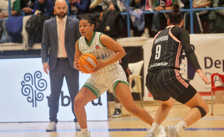 El Baxi Ferrol se gusta ante el Ardoi (68-83)