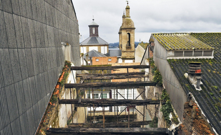 Incursión en las entrañas de Real 159: la huella de quien dotó a Ferrol de una imagen de ciudad