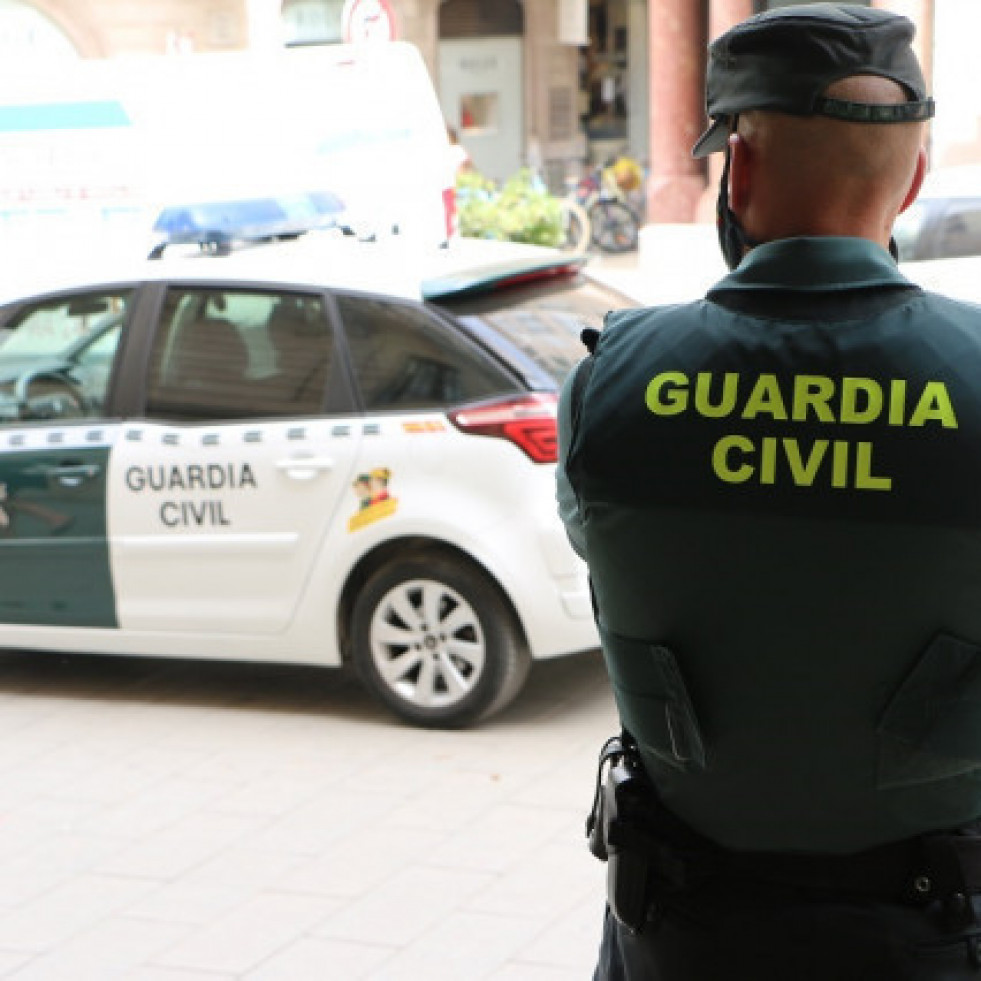 A prisión una mujer detenida por prender fuego a un edificio ocupado en Ponteareas