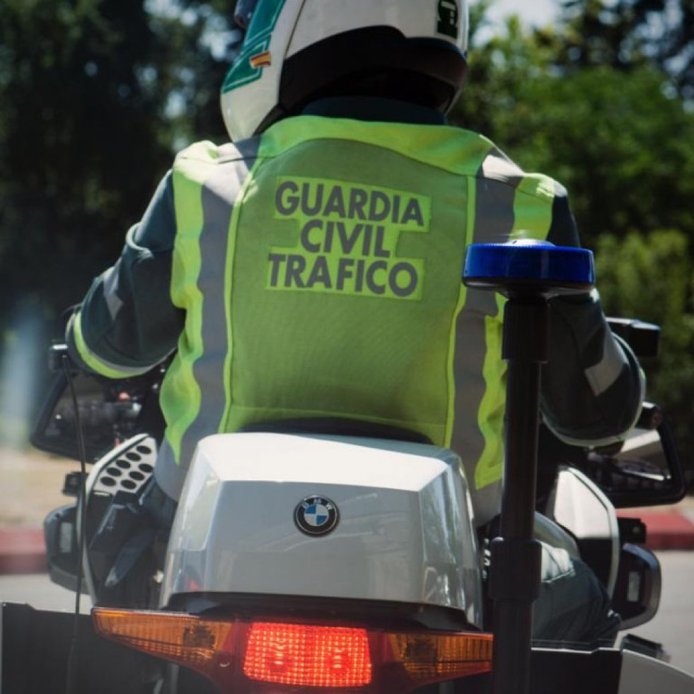 Interceptado un camionero en sentido contrario en la AP2 porque llegaba tarde a su destino