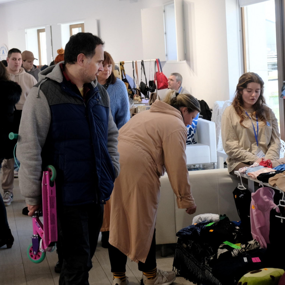 Los vendedores de “O Tinglado”, satisfechos con su acogida entre la ciudadanía de Ferrol