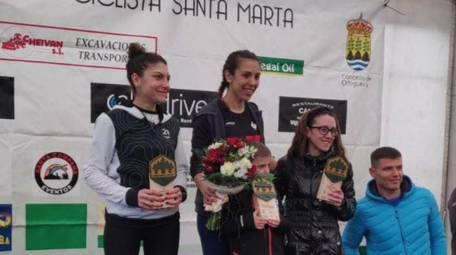 José Santiago y Verónica Bugliot se anotan el trail largo de Montes do Couzadoiro