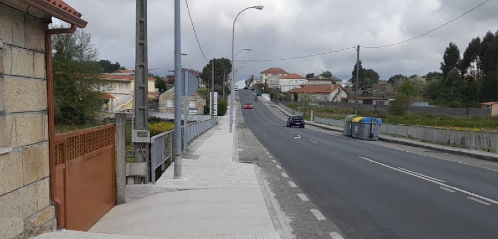 Atracan un hotel en Vilalonga haciéndose pasar por guardias civiles