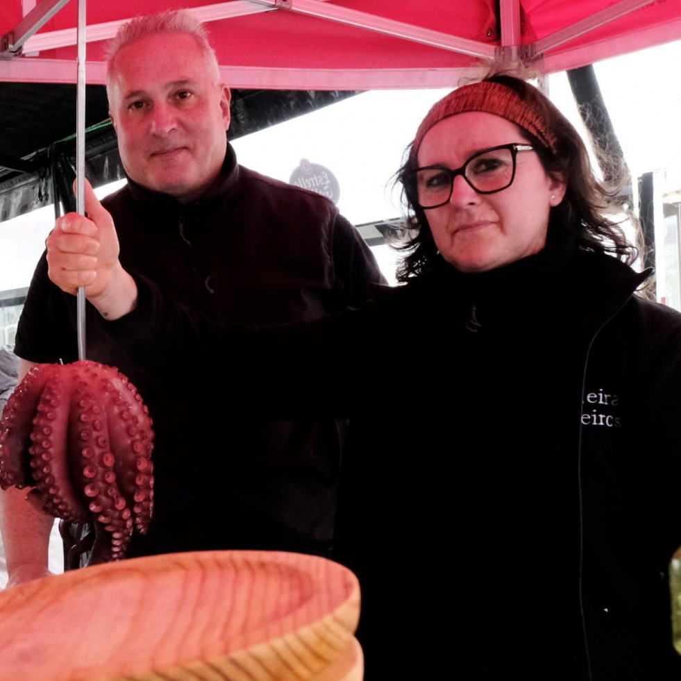 Así es Landeira, la pulpeira que arrasa en Ferrolterra con tradición en cada ración